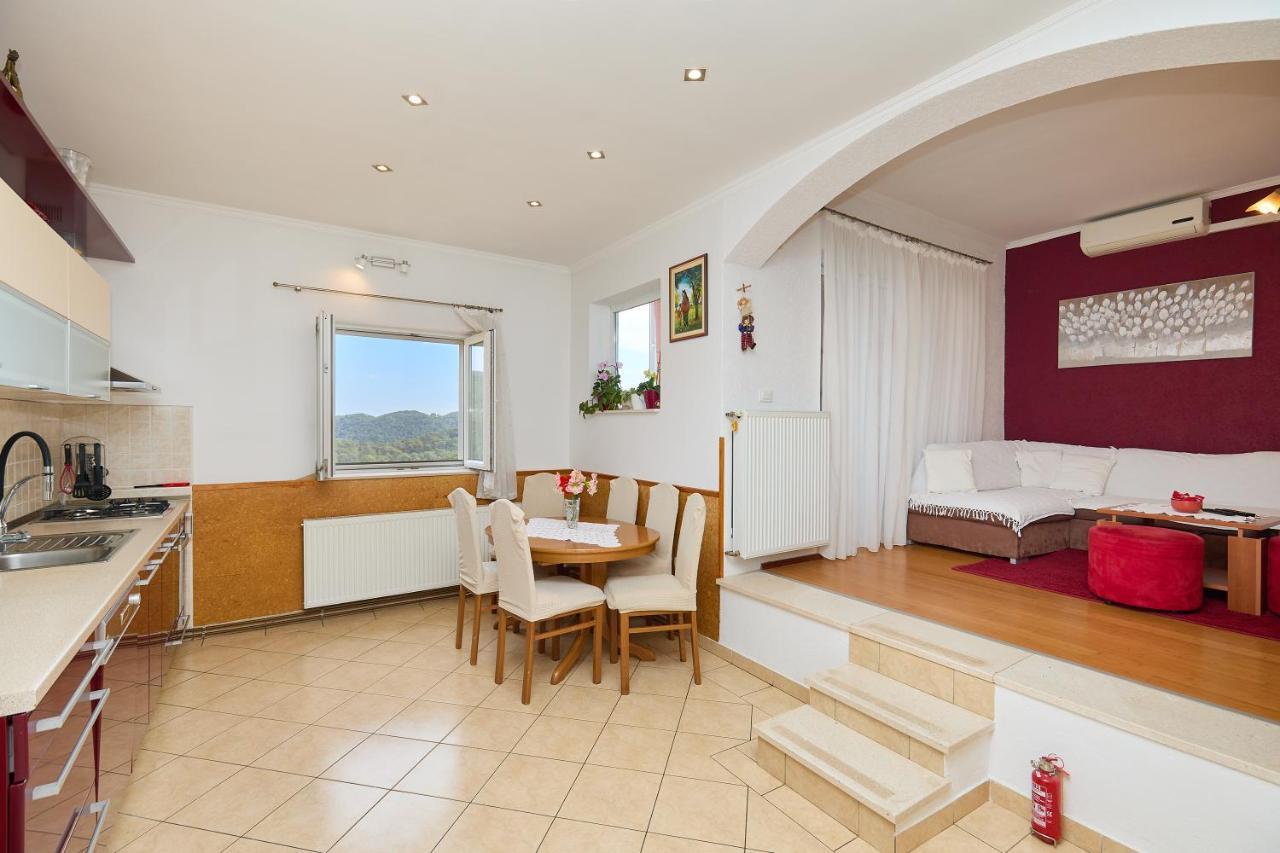 Agriculture & Holiday House Lasko Govedari Exterior photo